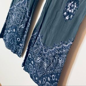 Billabong cloth paisley flare pants